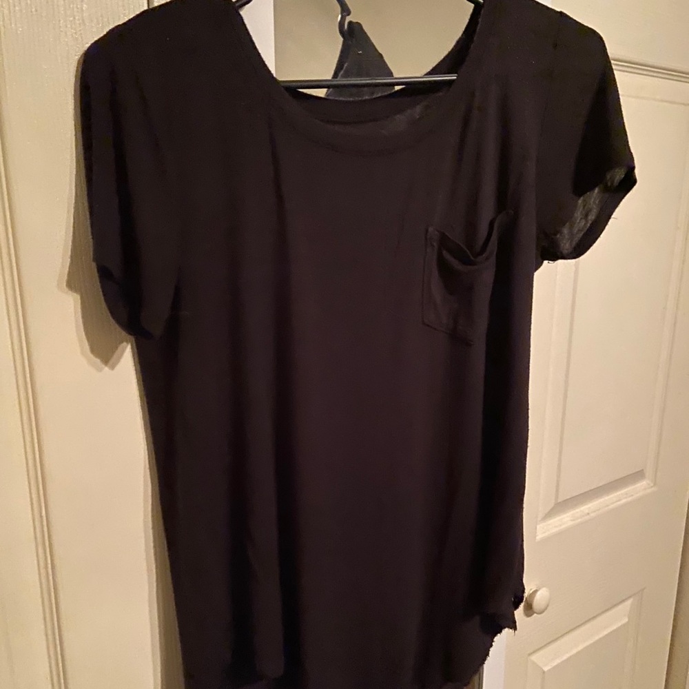 Black t shirt